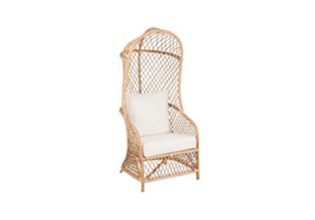 MON exteriors Soto Throne Chair
