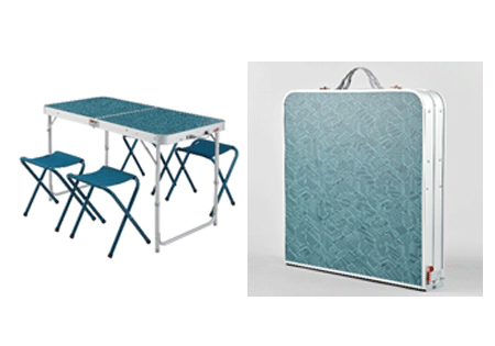 Folding table – 4 to 6 people with 4 chairs